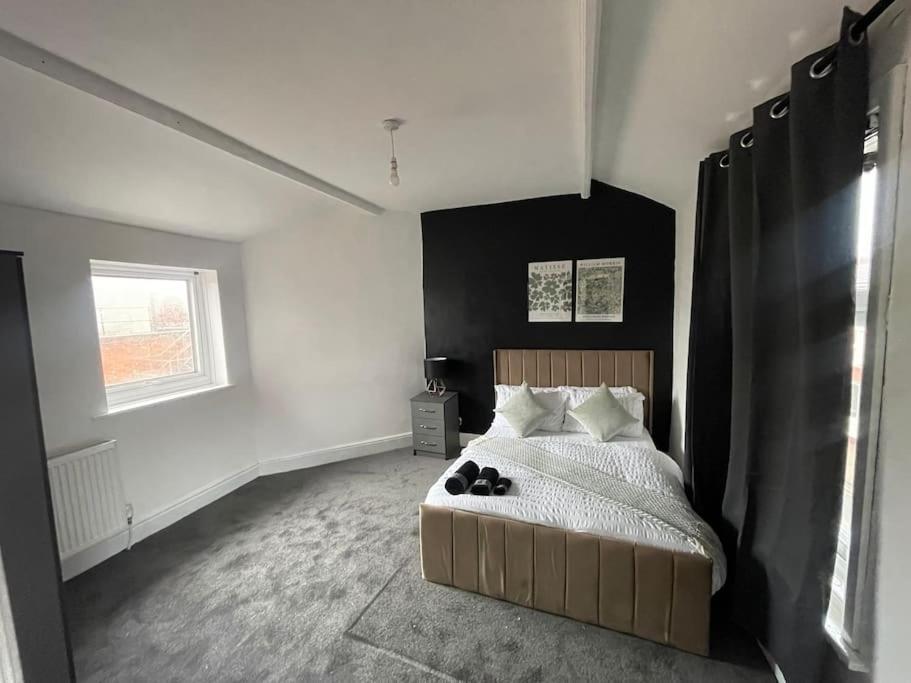 30 Percent Off Weekly - 6 Bedroom House - 11 Beds *