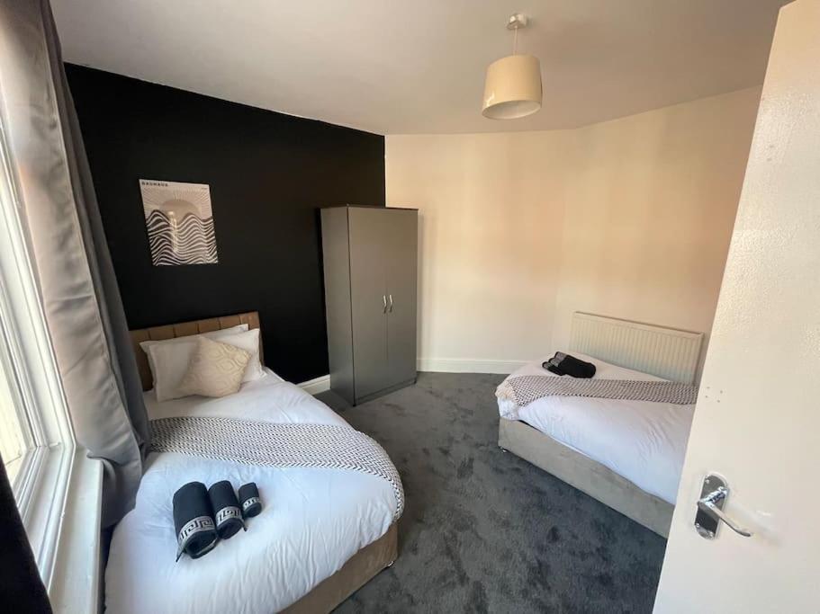 30 Percent Off Weekly - 6 Bedroom House - 11 Beds *