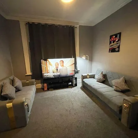 30 Percent Off Weekly Stays - 6 Bedroom House - 11 Beds Blackpool Exterior photo
